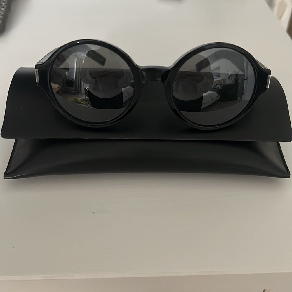 Yves Saint Laurent Black Round Sunglasses